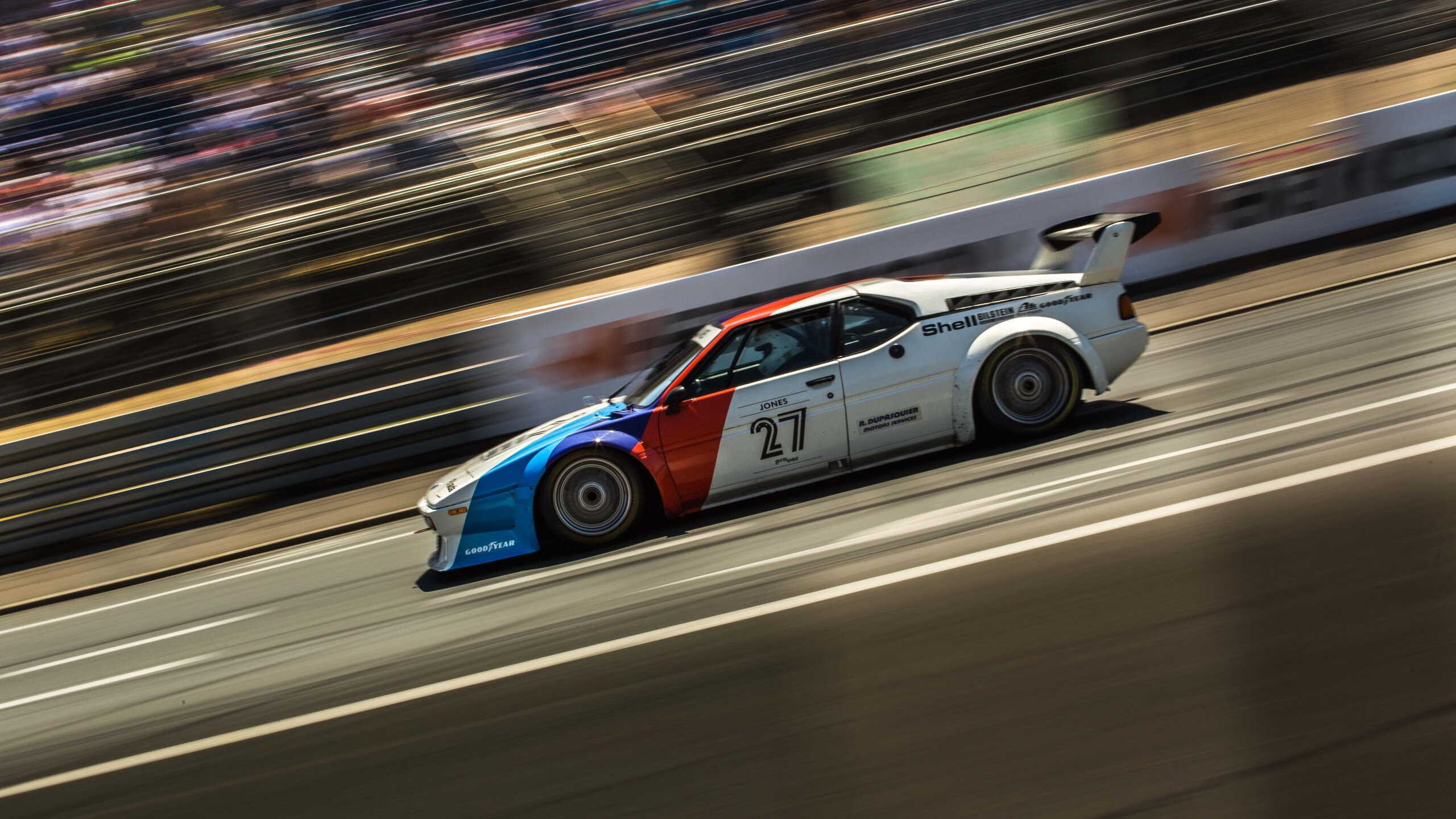 快船大胜雷霆，系列赛焦点战中乔治三分雨不断，快船和乔治的合同