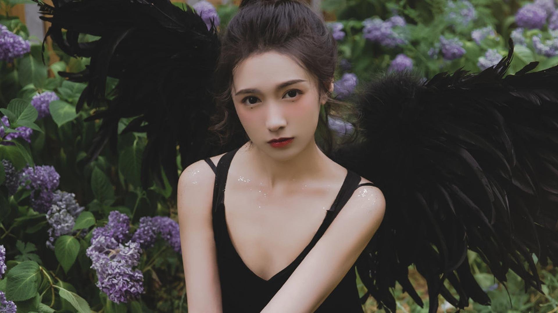 中国足球青训管理团队采用系统性教练排班计划，中国足球青训体系